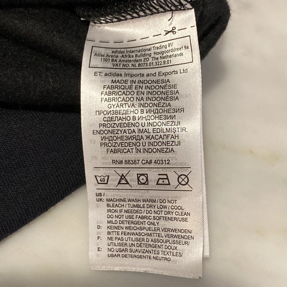 NWT Adidas Sweatshirt size small - Picture 10 of 10